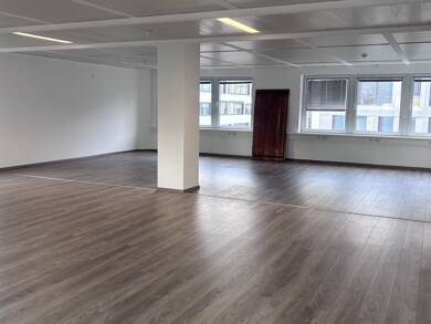 Bürofläche zur Miete provisionsfrei 10,90 € 1.238 m² Bürofläche teilbar ab 80 m² Eschborn 65760
