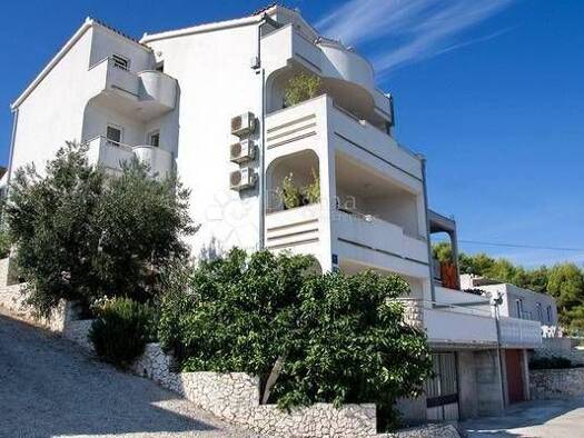 Wohnung zum Kauf 270.000 € 3 Zimmer 100 m² 1. Geschoss Arbanija, Trogir - Okolica Trogir