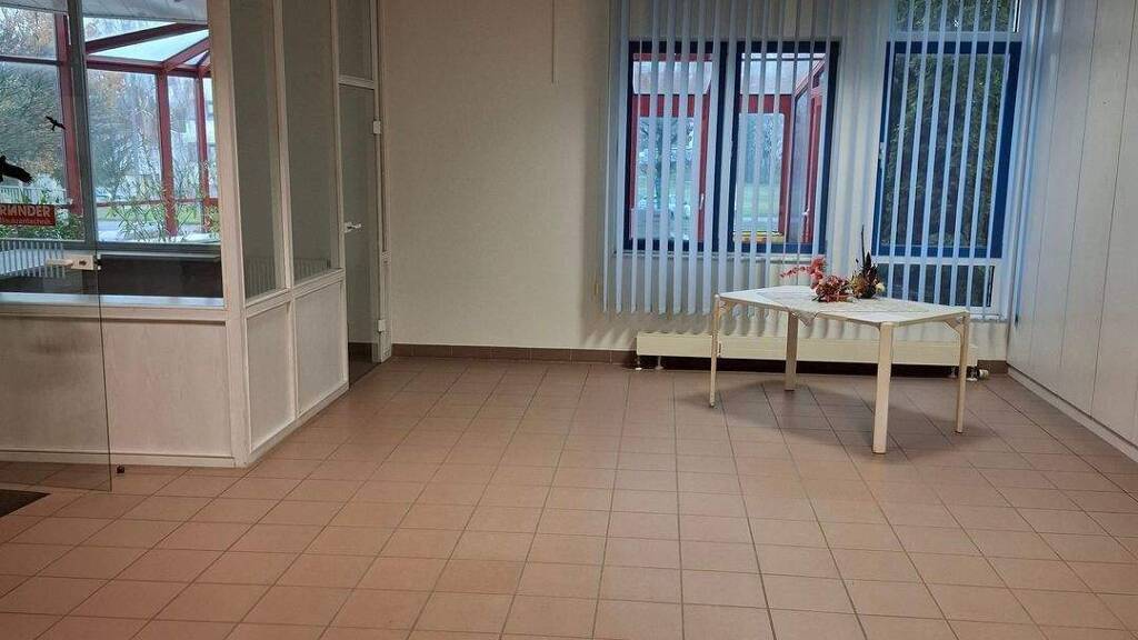 Lagerhalle zur Miete 4 € 1.000 m² Lagerfläche teilbar ab 200 m² Hartmannsdorf 09232