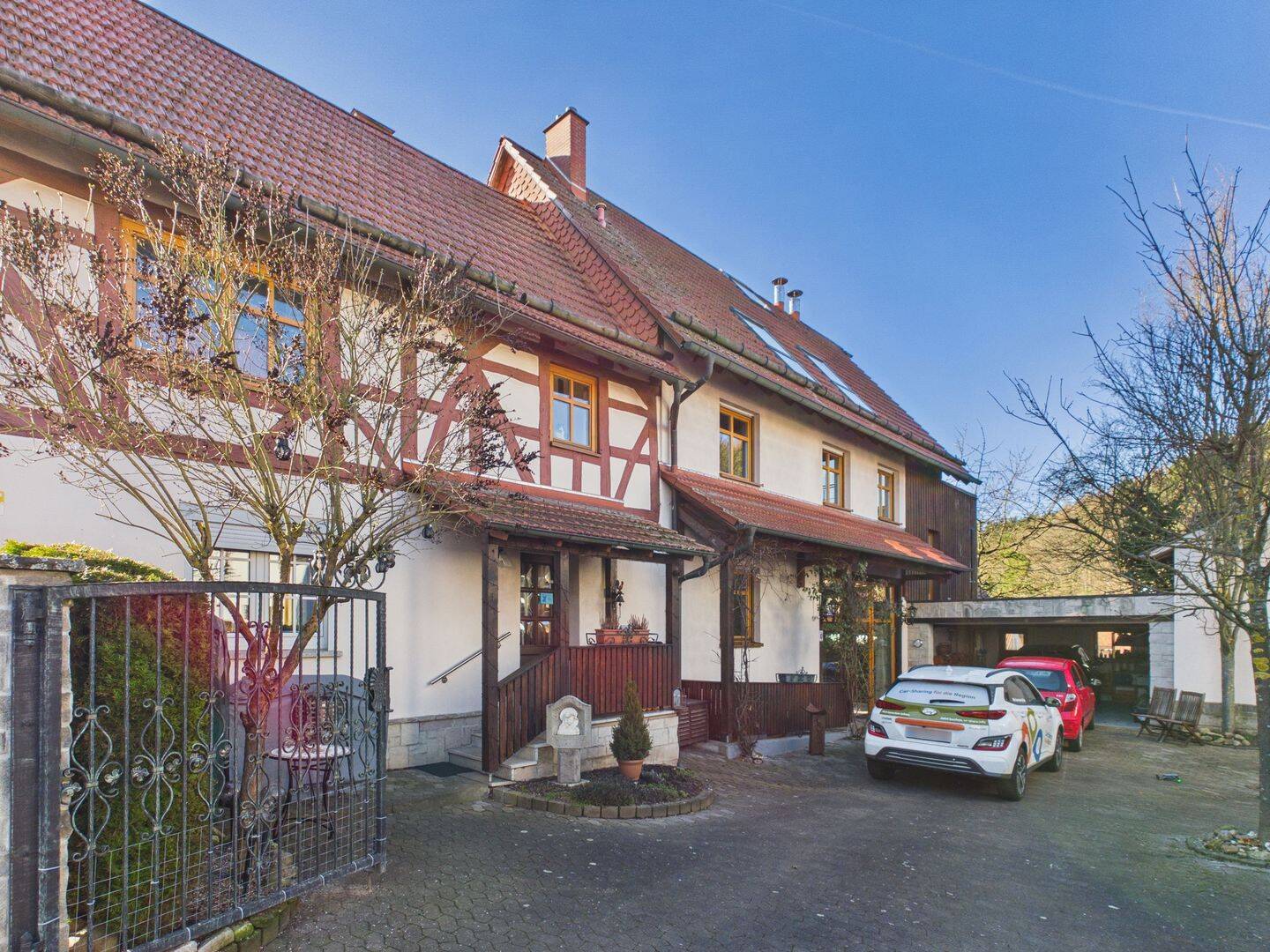 Immobilie in Ronshausen - Charmantes Fachwerk trifft Rendite! - Bild 0