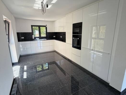 Wohnung zur Miete 1.350 € 3,5 Zimmer 72 m² Geschoss -1/1 frei ab sofort Wangen Wangen 70327