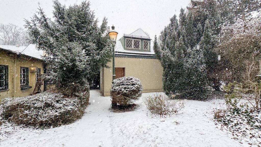 Villa zum Kauf 2.890.000 € 8 Zimmer 336,5 m² 1.077 m² Grundstück Wien 1190