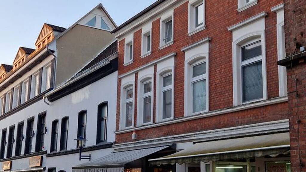 Wohnung zur Miete 380 € 1,5 Zimmer 46 m² UG frei ab sofort Lange Straße 46 Parchim 19370