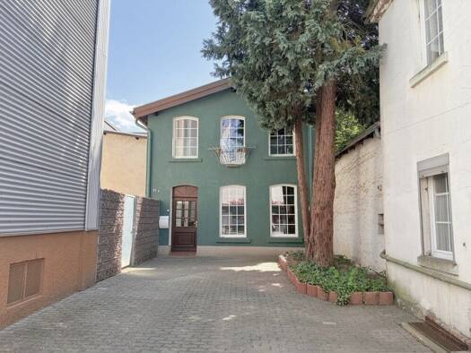 Bürogebäude zur Miete 1.500 € Neheim-Hüsten Arnsberg / Neheim 59755