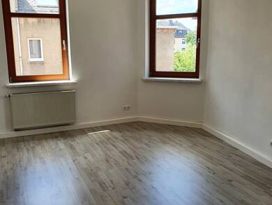 Wohnung zum Kauf 49.000 € 2 Zimmer 57 m² 1. Geschoss Südstr. 55 Lugau Lugau/Erzgebirge 09385