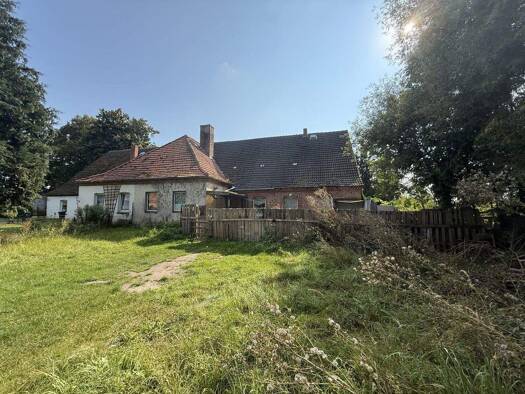 Doppelhaushälfte zum Kauf 38.500 € 4 Zimmer 100 m² 1.634 m² Grundstück Hinrichsfelde Gielow / Hinrichsfelde 17139