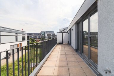 Penthouse zur Miete 1.211,83 € 2 Zimmer 73,4 m² 3. Geschoss frei ab sofort Wolframstraße 35 Europaviertel Stuttgart-Mitte 70191