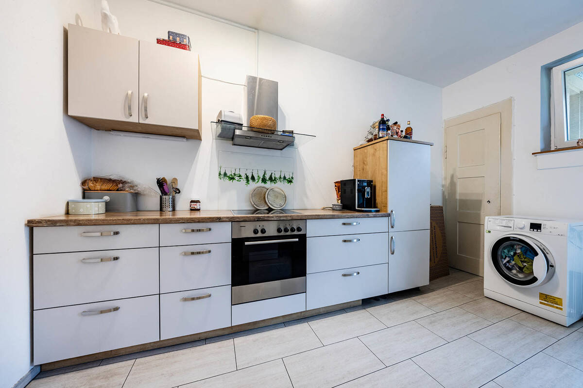 Property thumbnail 9