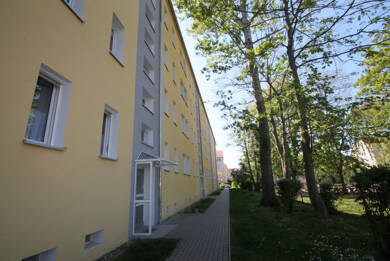 Wohnung zur Miete 320 € 3 Zimmer 59,9 m² EG Hanns-Eisler-Straße 15 Weißenfels Weißenfels 06667