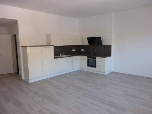 Wohnung zur Miete 500 € 2 Zimmer 73,2 m² EG frei ab 01.02.2026 Blankenburger Str. 17a Saalfeld Saalfeld/Saale 07318