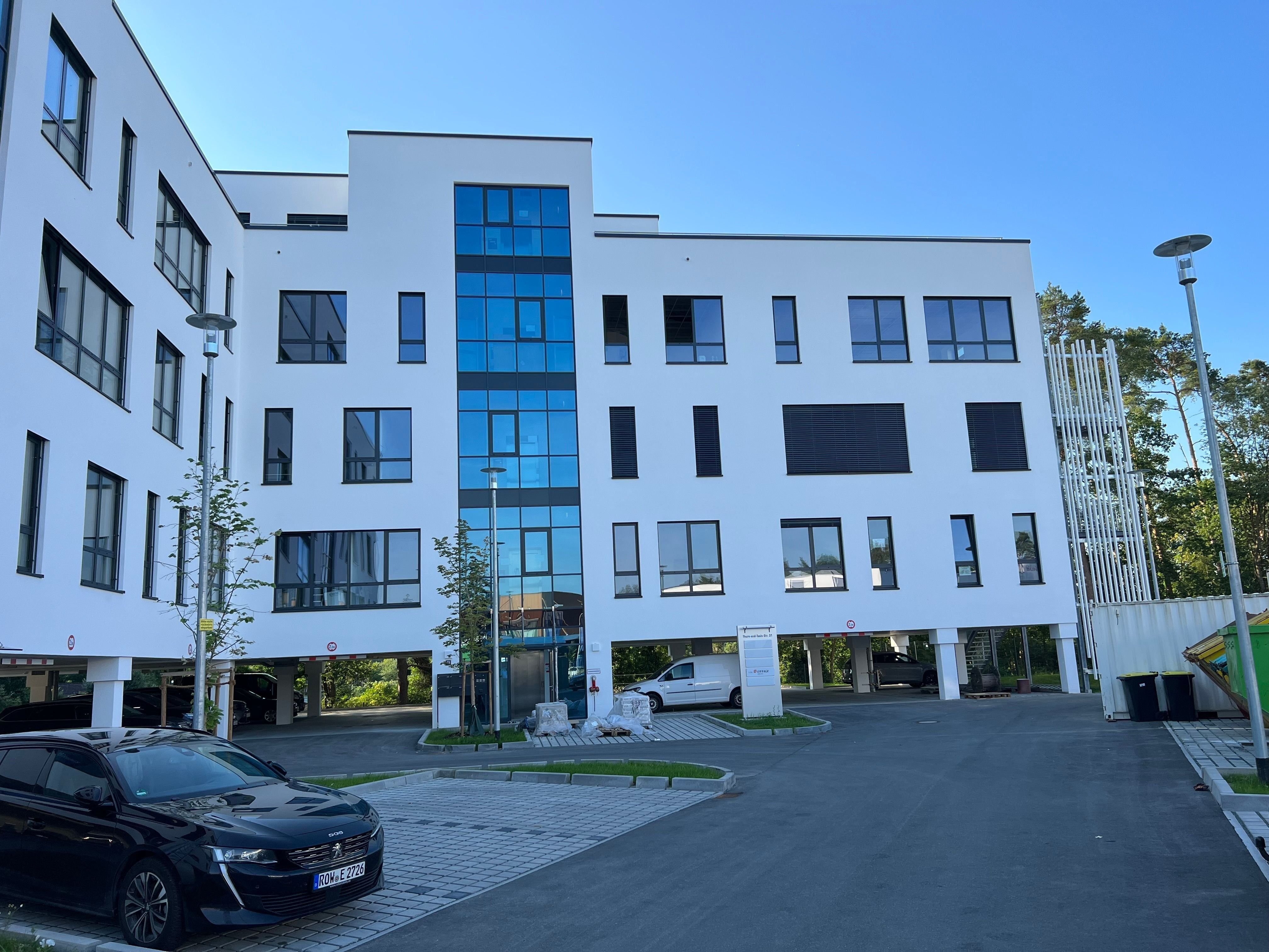 Bürofläche zur Miete 13,90 € 2.160 m²<br/>Bürofläche von 256 m² bis 2.160 m²<br/>Teilbarkeit Thurn-und-Taxis-Straße 29-31 Schafhof Nürnberg 90411