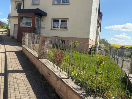 Mehrfamilienhaus zum Kauf 209.000 € 7,5 Zimmer 200 m² 340 m² Grundstück frei ab sofort Wahnwegen 66909