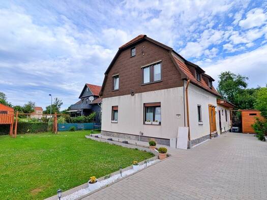 Einfamilienhaus zum Kauf 215.000 € 6 Zimmer 165 m² 676 m² Grundstück Häselrieth Hildburghausen 98646