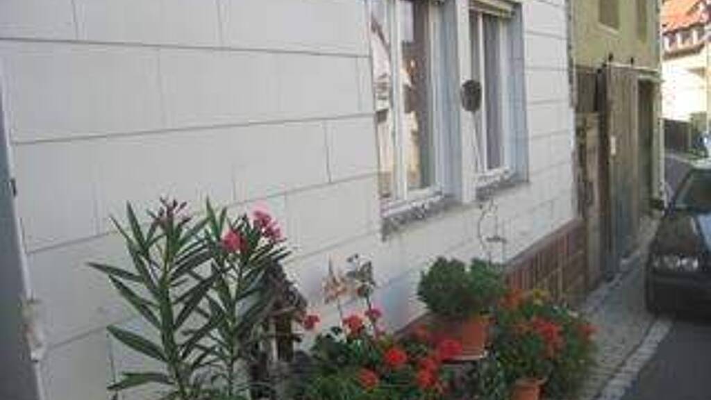 Haus zum Kauf 99.000 € 4 Zimmer 125 m² 305 m² Grundstück Obernbreit 97342