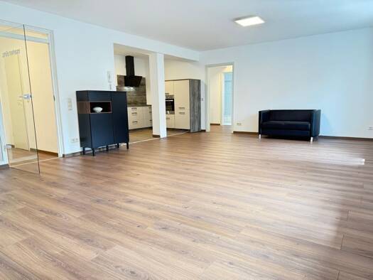 Wohnung zur Miete 935 € 3 Zimmer 89 m² Geschoss 2/3 frei ab 01.10.2025 Schmallenberg 57392