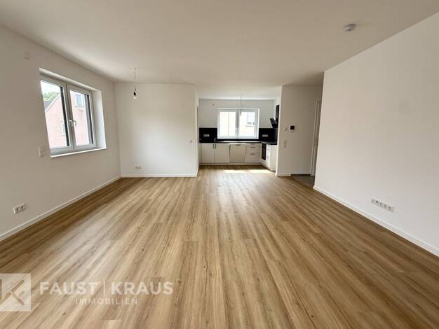 Wohnung zur Miete 1.000 € 4 Zimmer 113 m² 1. Geschoss Wiesen 63831