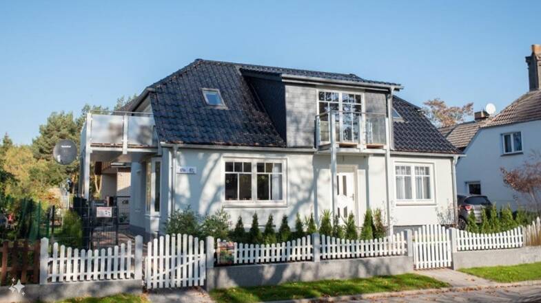 Einfamilienhaus zum Kauf 650.000 € 8 Zimmer 263 m² 828 m² Grundstück Born 18375