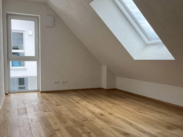 Wohnung zur Miete - Erstbezug 1.490 € 4,5 Zimmer 96,6 m² Dachgeschoss, 2. Geschoss frei ab 15.10.2025 Oppenweiler Straße 7 Backnang 71522