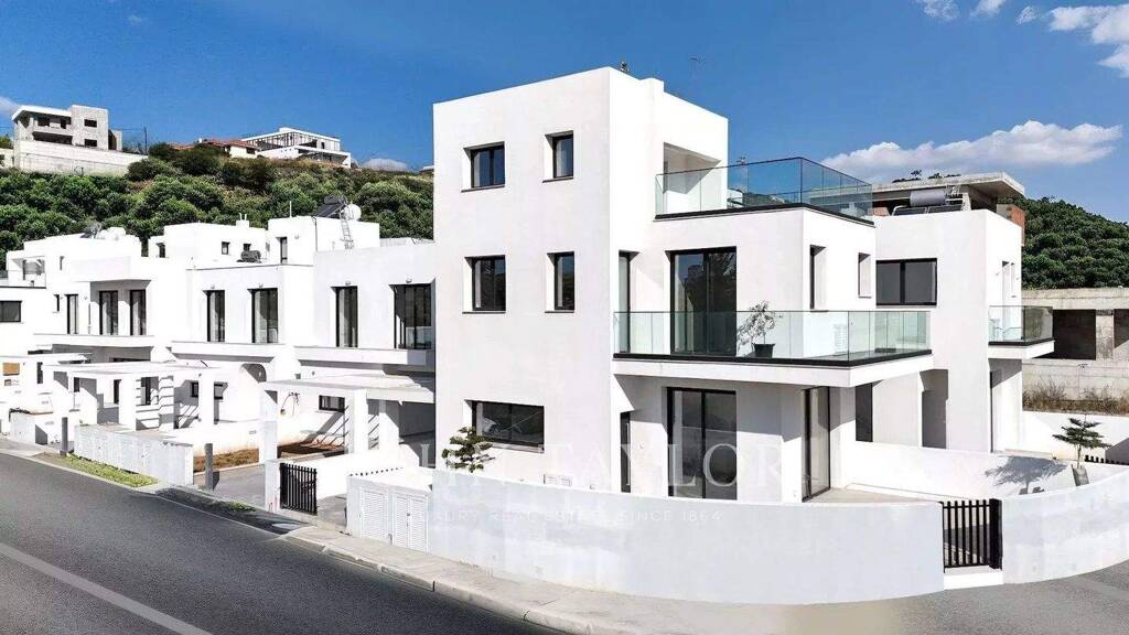 Einfamilienhaus zum Kauf provisionsfrei 1.879.000 € 6 Zimmer 362 m² 750 m² Grundstück Agios Athanasios 4105