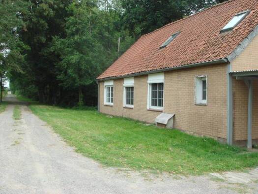Mehrfamilienhaus zum Kauf 180.000 € 8 Zimmer 220 m² 9.090 m² Grundstück frei ab sofort Wittingen Wittingen 29378