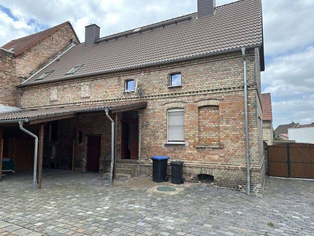 Mehrfamilienhaus zum Kauf provisionsfrei 260.000 € 14 Zimmer 220 m² 649 m² Grundstück Röblingen am See 06317