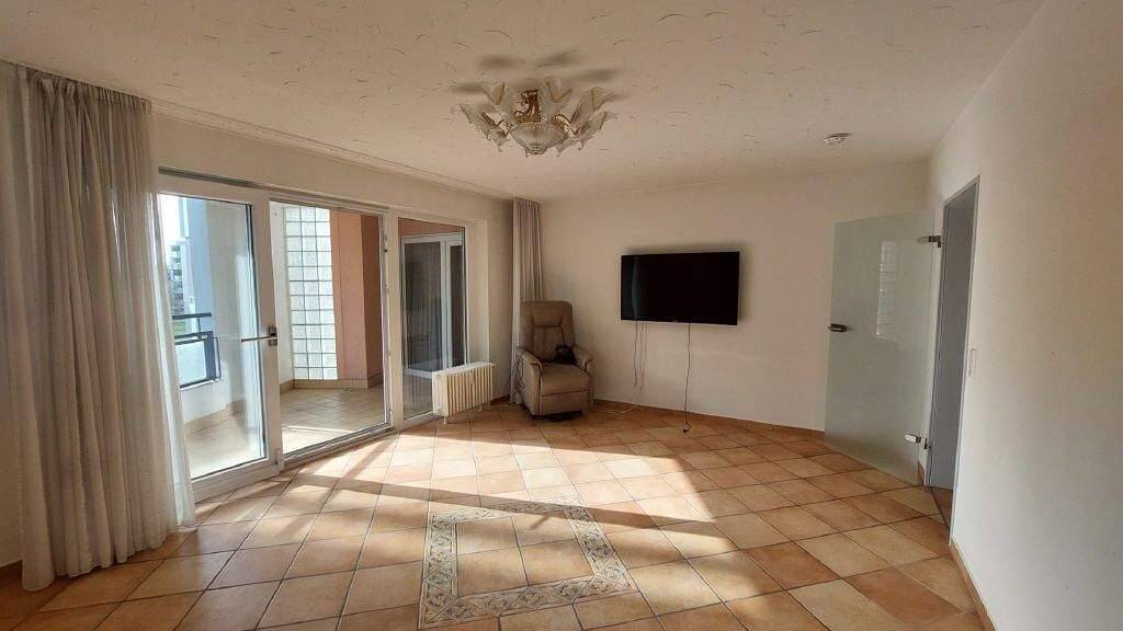 Wohnung zum Kauf 320.000 € 4 Zimmer 86 m² 2. Geschoss Staufen Staufen im Breisgau 79219