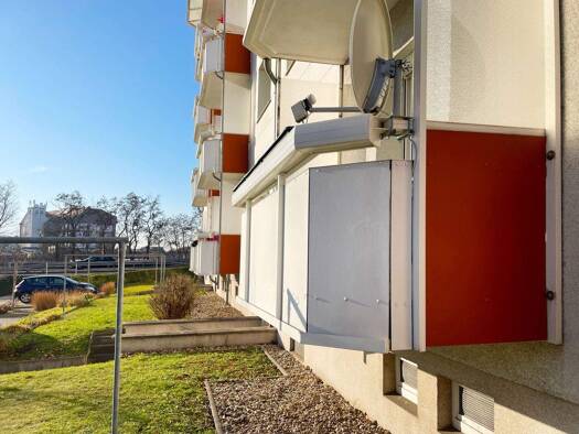 Wohnung zur Miete 530 € 2 Zimmer 58,4 m² EG frei ab sofort Dessauer Straße 204 Frohe Zukunft Halle (Saale) 06118