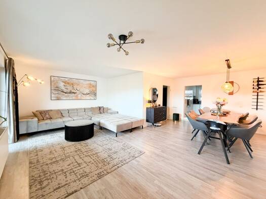 Wohnung zum Kauf 369.000 € 4 Zimmer 103 m² Geschoss 2/4 frei ab sofort Dompfaffweg 18 Vöhringen Vöhringen 89269