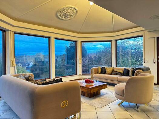 Wohnung zur Miete 1.700 € 5,5 Zimmer 143 m² EG Faurndau 73035