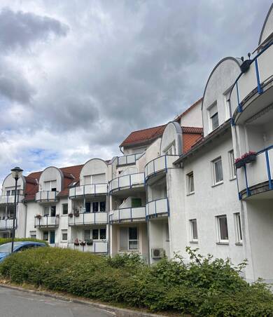 Wohnung zur Miete 350 € 2 Zimmer 53,5 m² Dachgeschoss, 2. Geschoss frei ab sofort Bodelwitzer Weg 8a Pößneck,Stadt Pößneck 07381