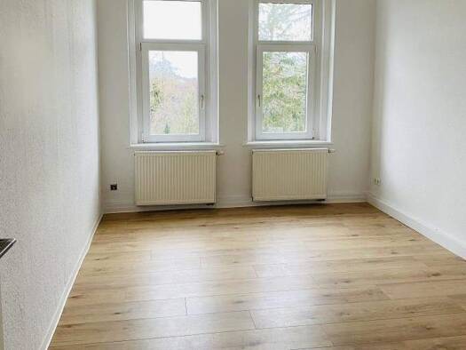 Wohnung zur Miete 404 € 3 Zimmer 72,7 m² Hartha 04746