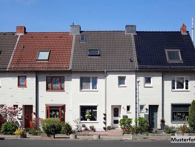 Reihenmittelhaus zum Kauf 70.000 € 1 m² 539 m² Grundstück Blomberg Blomberg 32825