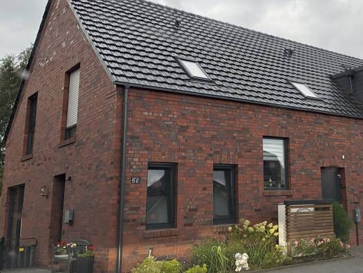 Doppelhaushälfte zur Miete 1.395 € 4 Zimmer 128 m² 400 m² Grundstück frei ab 01.12.2026 Horumersiel Wangerland 26434