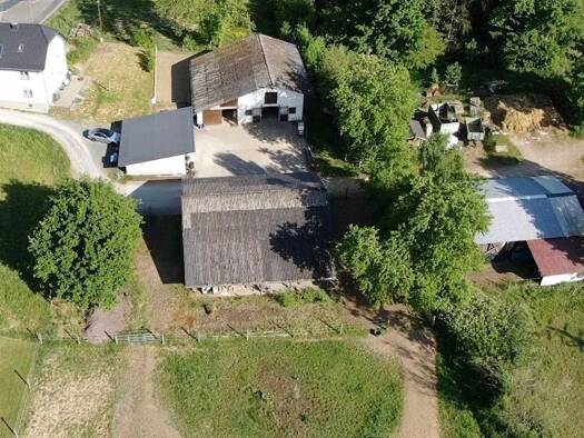 Haus zum Kauf 849.000 € 7 Zimmer 150 m² Altenkirchen Altenkirchen (Westerwald) 57610