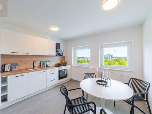 WG-Zimmer zur Miete Wohnen auf Zeit 450 € 10,3 m² 6. Geschoss frei ab sofort Zollhaus Nürnberg 90471