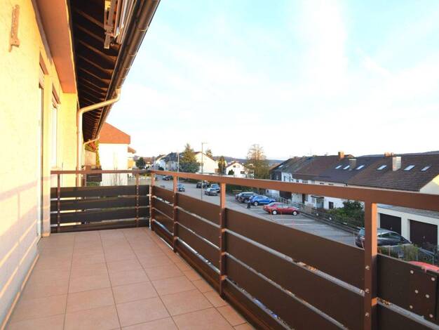 Wohnung zum Kauf 258.000 € 3 Zimmer 71 m² frei ab sofort Leonberg 71229