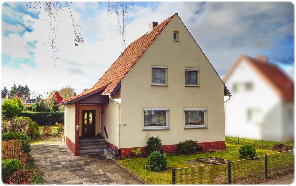 Einfamilienhaus zum Kauf 229.000 € 4 Zimmer 90 m²<br/>Wohnfläche 650 m²<br/>Grundstück Telgte Peine 31228