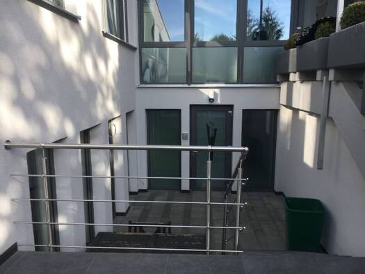 Wohnung zur Miete 950 € 2,5 Zimmer 106 m² Geschoss -1/2 frei ab 01.09.2026 Zell a. Main 97299