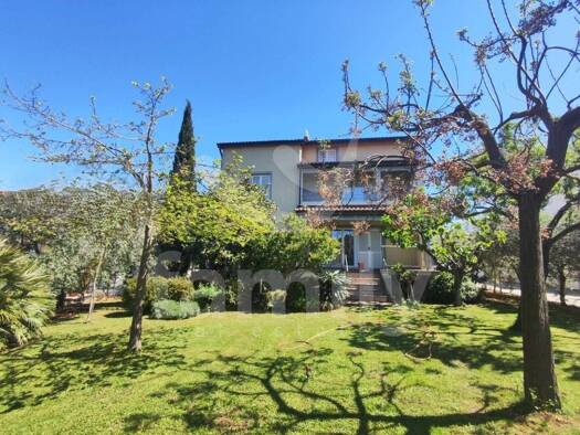 Einfamilienhaus zum Kauf 650.000 € 10 Zimmer 630 m² Fažana 52212