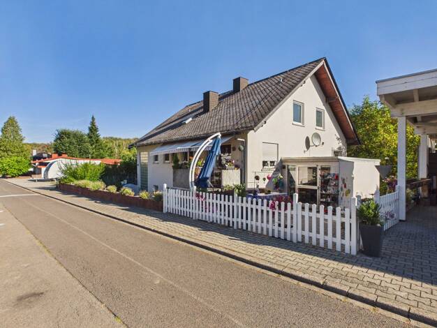 Einfamilienhaus zum Kauf 399.000 € 8 Zimmer 250 m² 1.900 m² Grundstück Winterburg 55595
