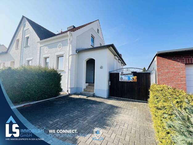 Doppelhaushälfte zum Kauf 159.000 € 5 Zimmer 125 m² 849 m² Grundstück Holstenstraße 14 Stendal Stendal 39576