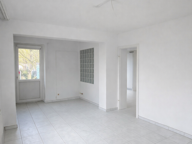 Wohnung zur Miete 390 € 2 Zimmer 39 m² 1. Geschoss frei ab 01.02.2026 Tonhallenstraße 21 Dellviertel Duisburg 47051