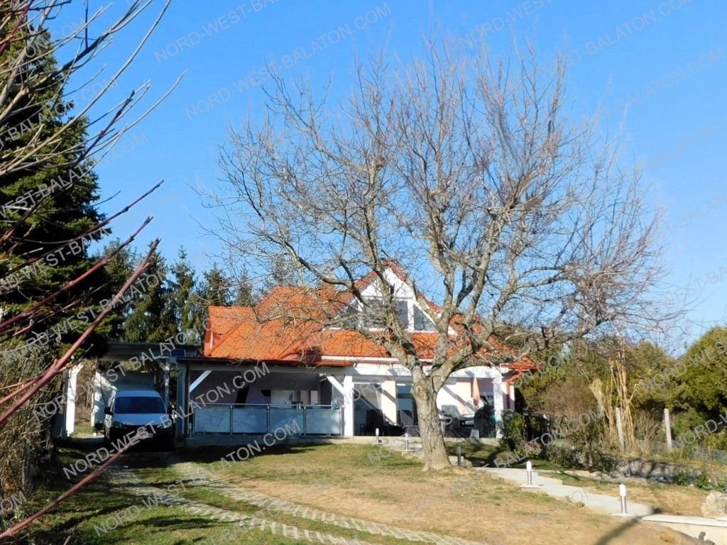 Einfamilienhaus zum Kauf 325.000 € 4 Zimmer 133 m²<br/>Wohnfläche 2.030 m²<br/>Grundstück Cserszegtomaj 8372