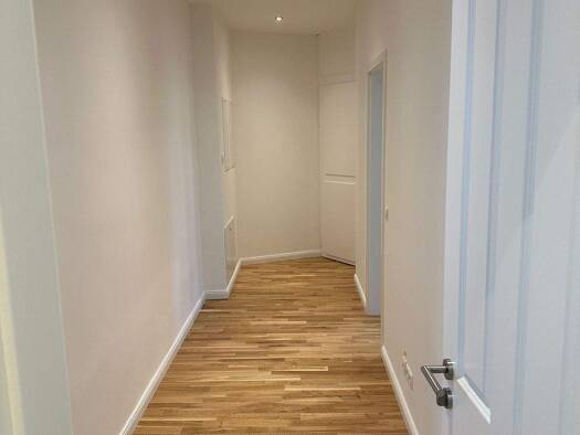 Wohnung zur Miete 565 € 2,5 Zimmer 66,1 m² 1. Geschoss frei ab 01.02.2026 Jahnstraße 60 Lutherviertel Chemnitz 09126