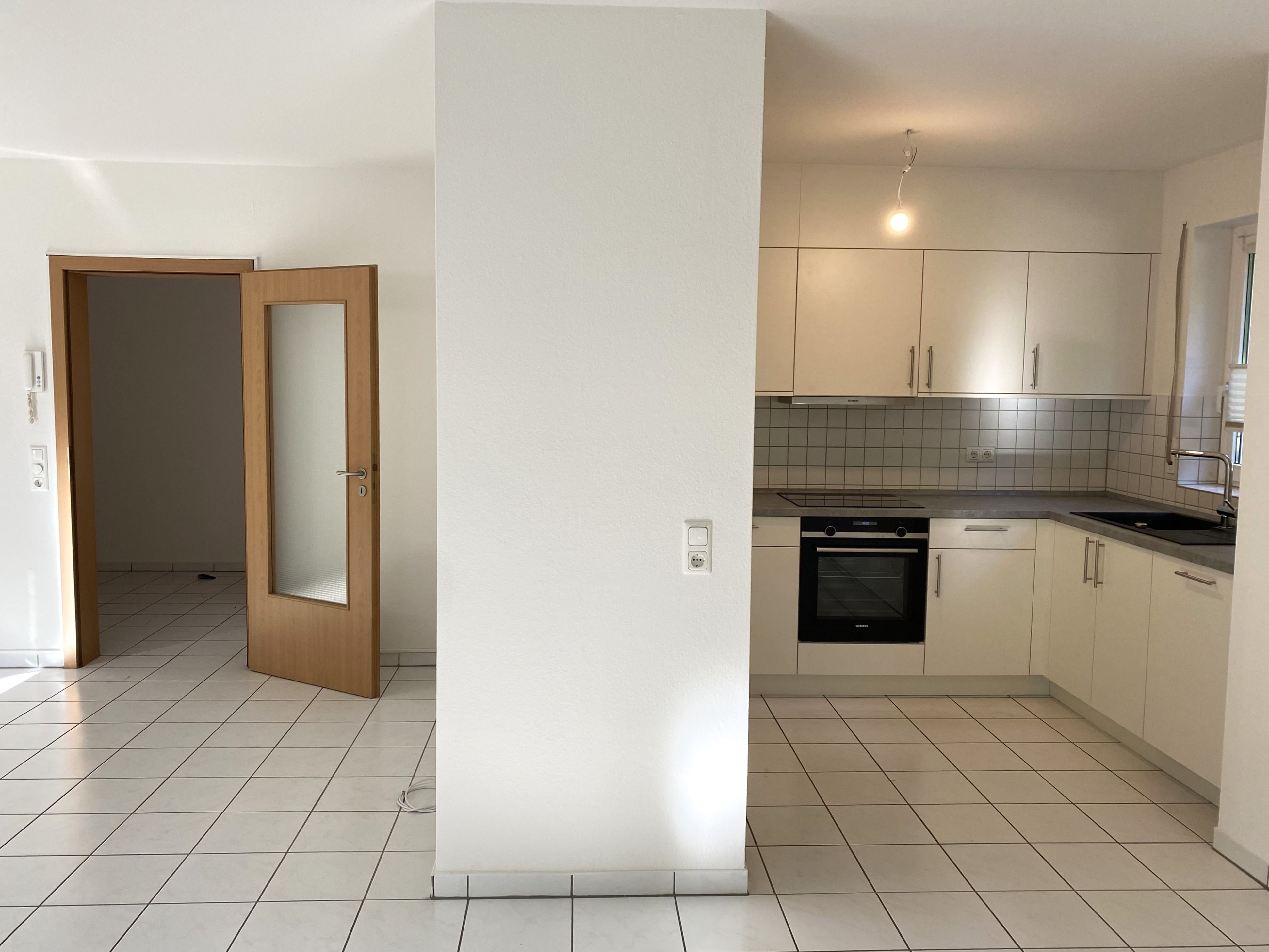 Wohnung zur Miete 710 € 2 Zimmer 80 m²<br/>Wohnfläche ab sofort<br/>Verfügbarkeit Mertesdorf 54318