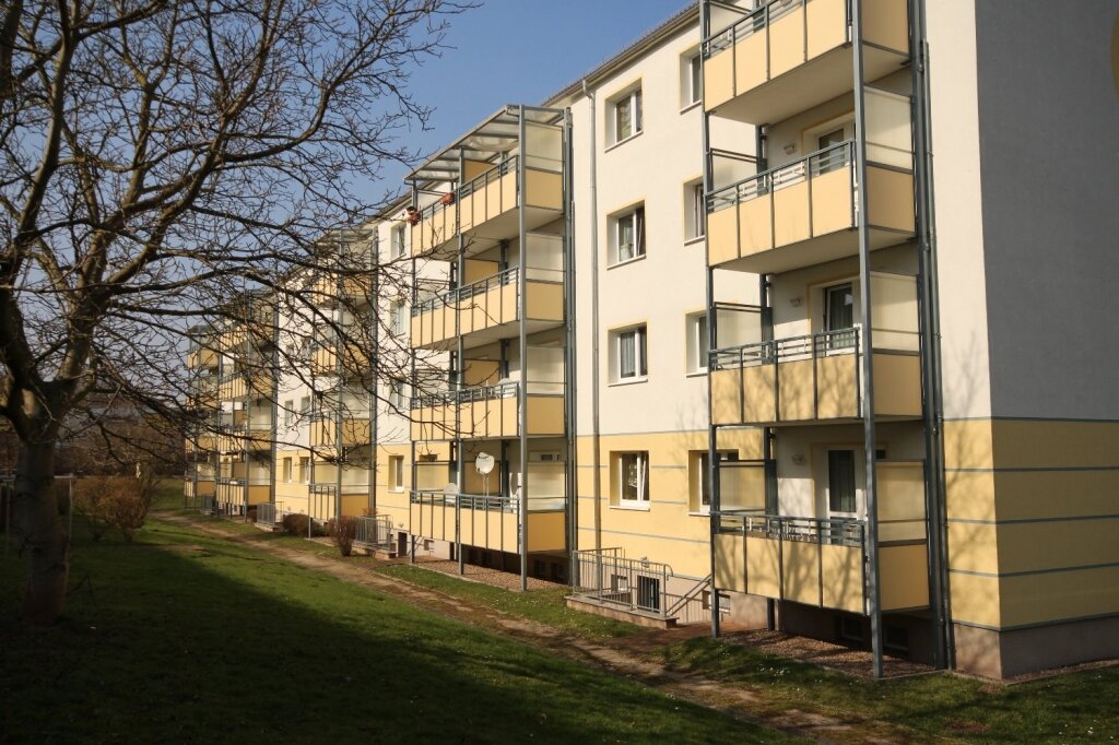 Wohnung zur Miete 345 € 2 Zimmer 59,5 m²<br/>Wohnfläche EG<br/>Geschoss 15.01.2025<br/>Verfügbarkeit Borntalstraße 27 Sondershausen Sondershausen 99706