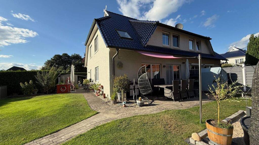 Doppelhaushälfte zum Kauf 369.000 € 4 Zimmer 128 m² 432 m² Grundstück Tespe 21395