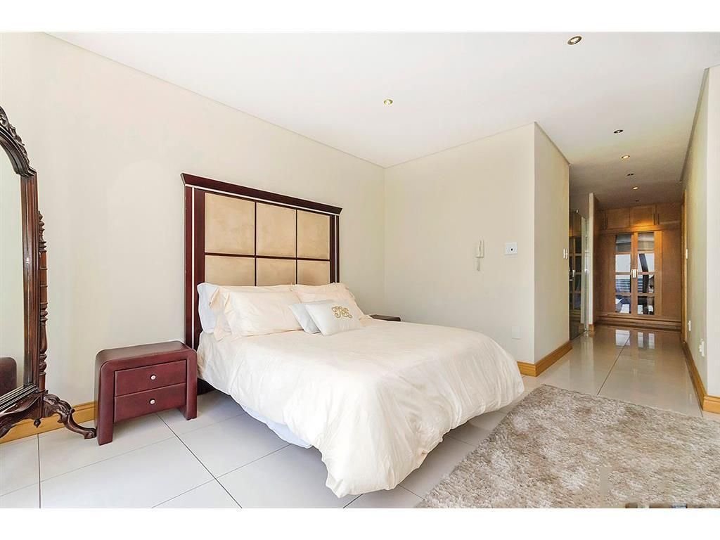 Wohnung zum Kauf provisionsfrei 601.272 € 6 Zimmer 516 m²<br/>Wohnfläche Sandton 2196