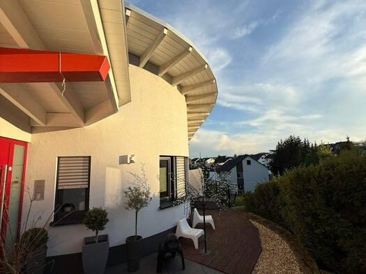 Villa zum Kauf provisionsfrei 7 Zimmer 310 m² 608 m² Grundstück Nauborn Wetzlar 35580