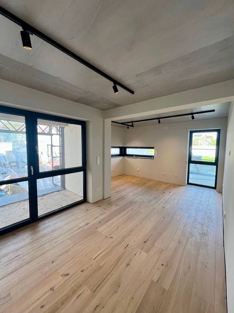 Wohnung zur Miete 1.250 € 4 Zimmer 104,3 m² 1. Geschoss frei ab sofort Wingershofer Straße 30 Amberg Amberg 92224